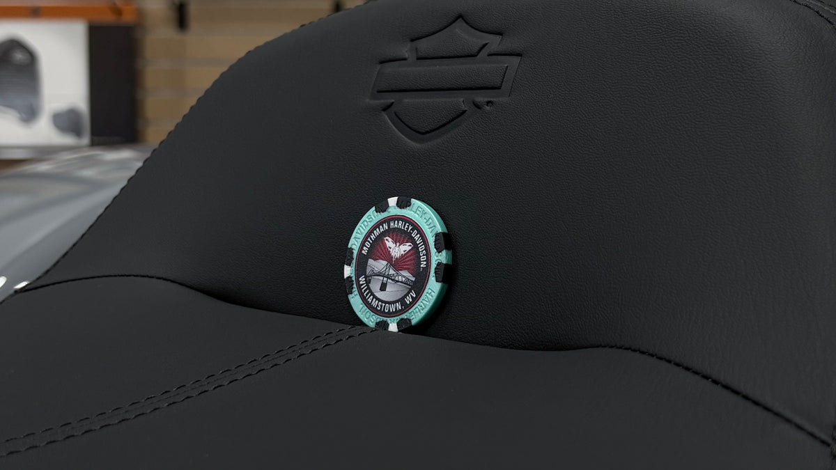 MOTHMAN HARLEY-DAVIDSON POKER CHIP - TEAL