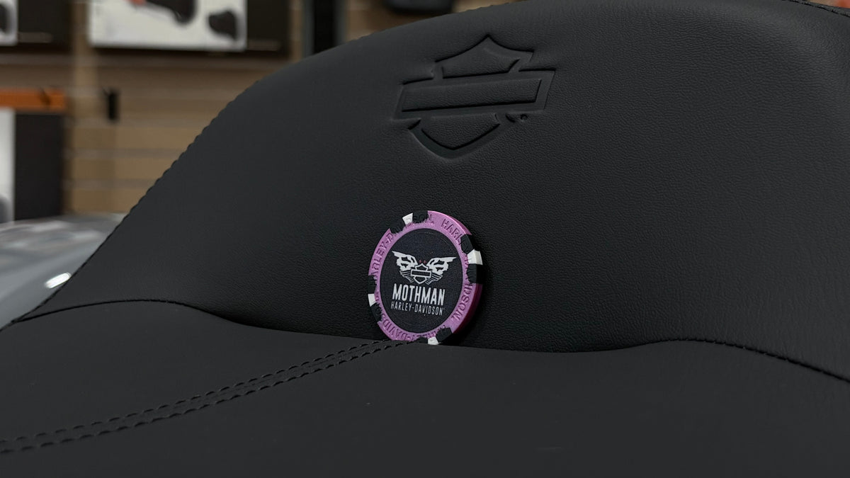 MOTHMAN HARLEY-DAVIDSON POKER CHIP - METALLIC PURPLE