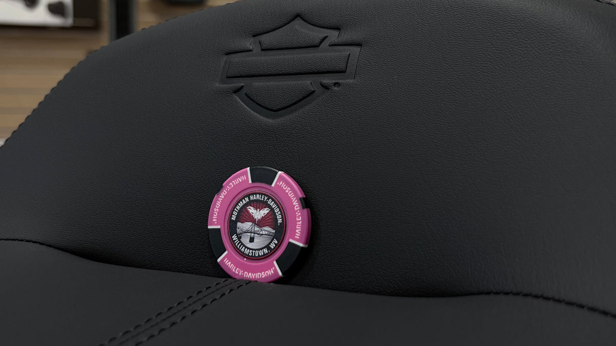 MOTHMAN HARLEY-DAVIDSON POKER CHIP - PINK/BLACK