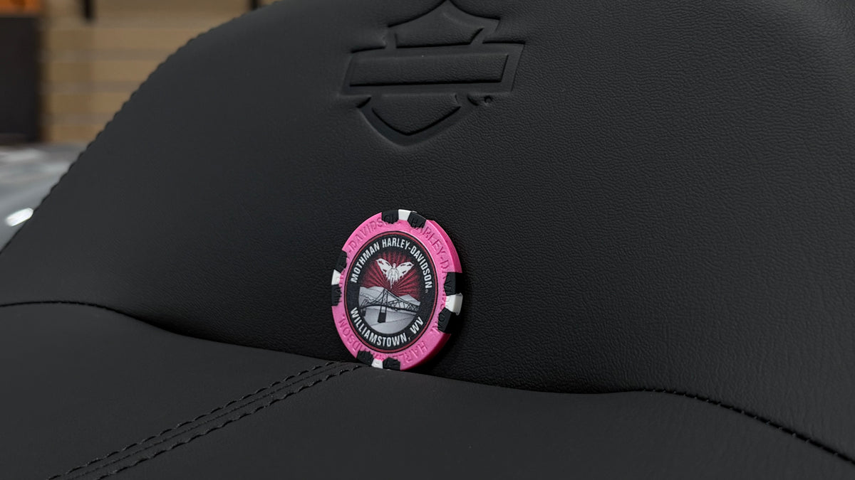 MOTHMAN HARLEY-DAVIDSON POKER CHIP - METALLIC PINK