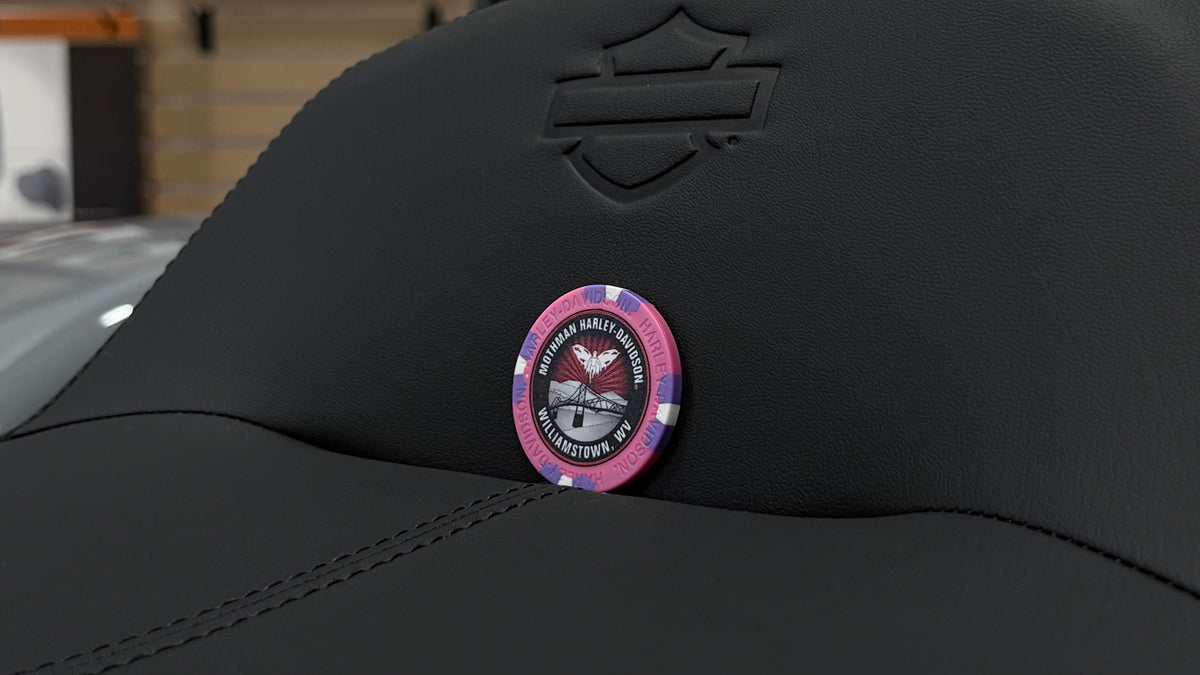 MOTHMAN HARLEY-DAVIDSON POKER CHIP - PINK/PURPLE