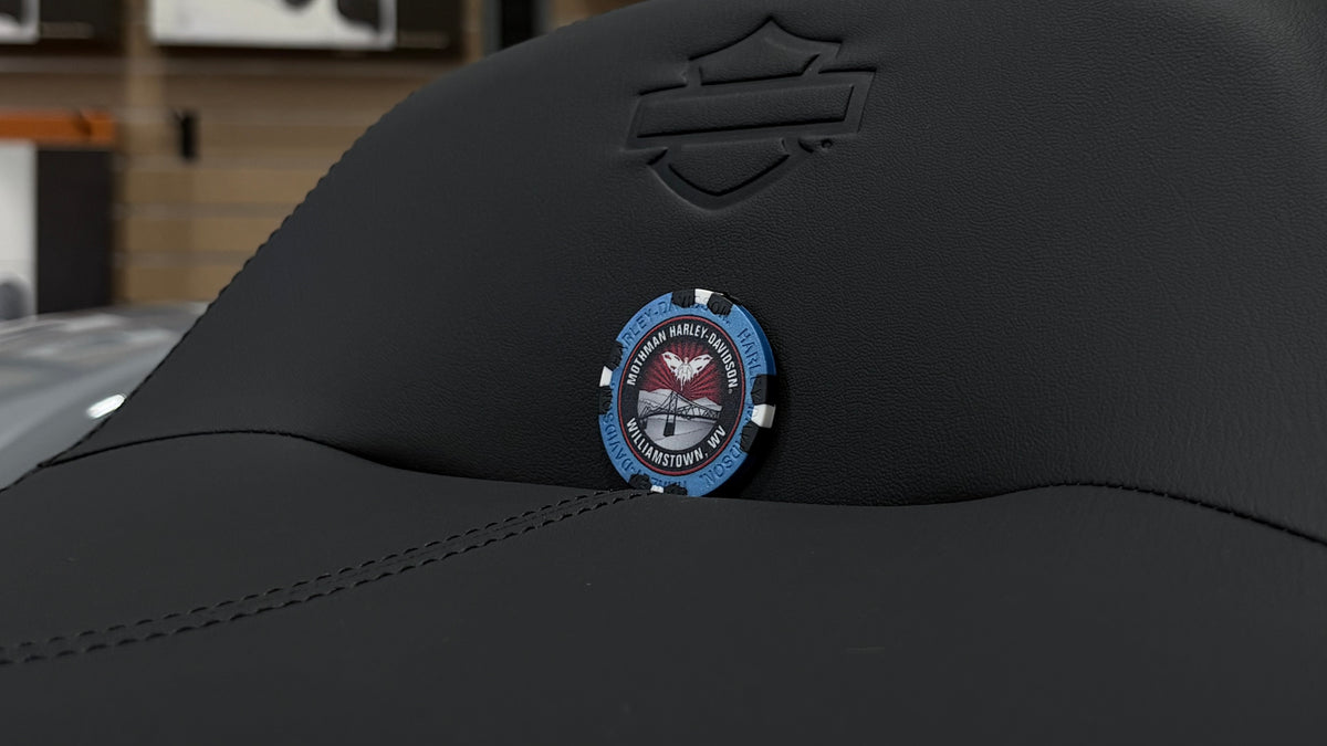 MOTHMAN HARLEY-DAVIDSON POKER CHIP - METALLIC BLUE