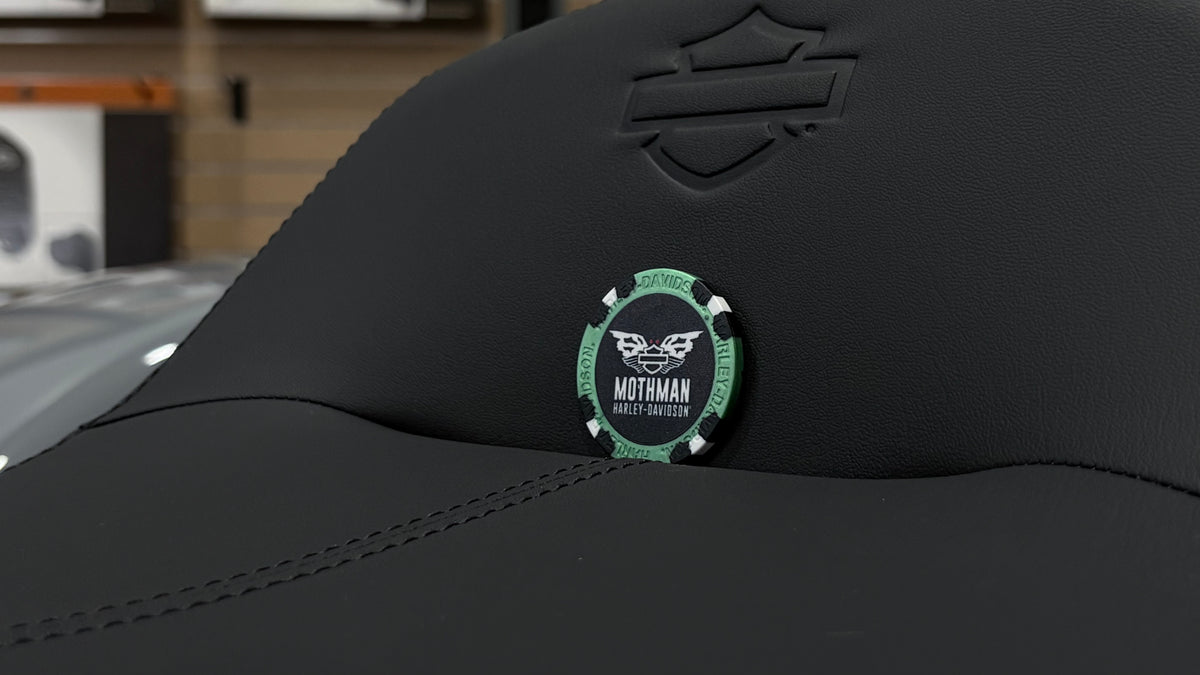 MOTHMAN HARLEY-DAVIDSON POKER CHIP - METALLIC GREEN